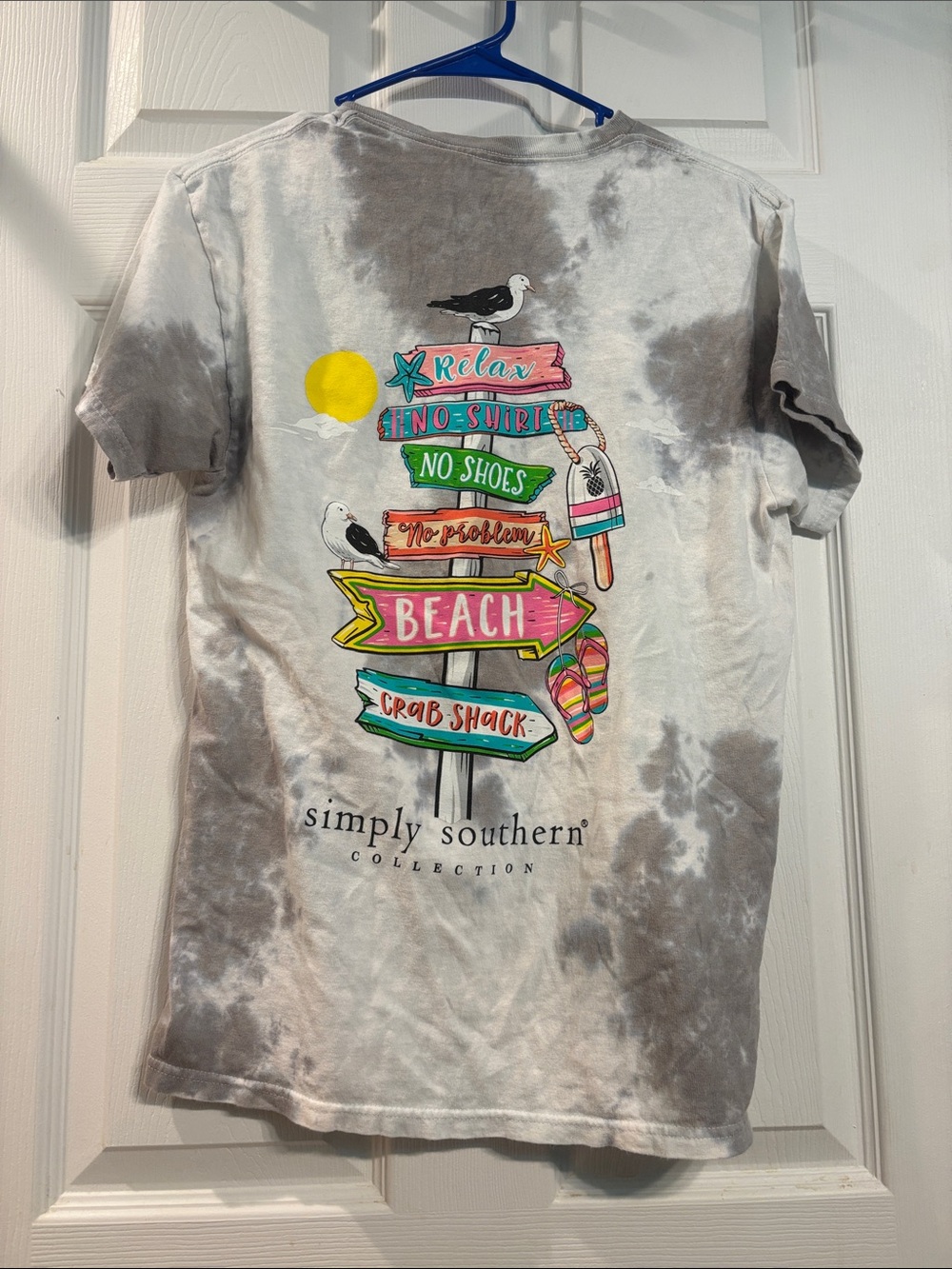 Simply Southern Gray Tie-Dye Kids' Beach Sign Graphic Tee